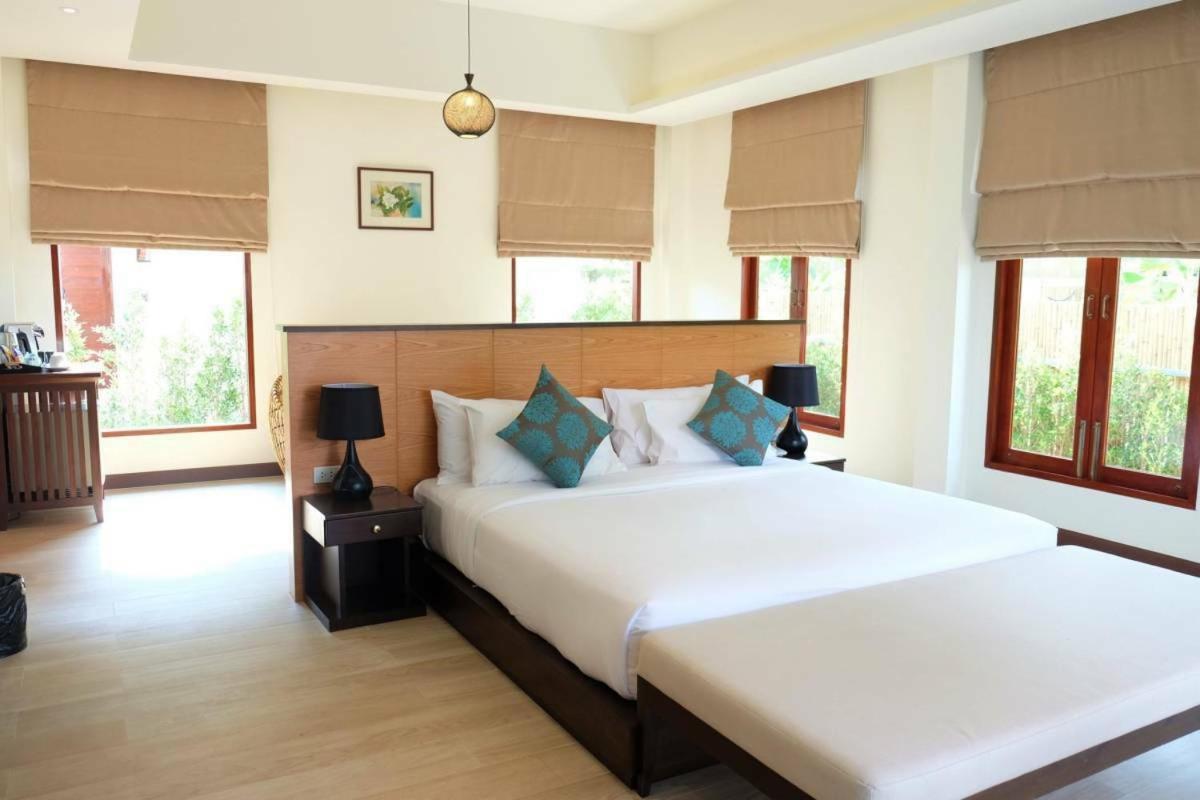 Triple Tree Beach Resort Csaam Kültér fotó