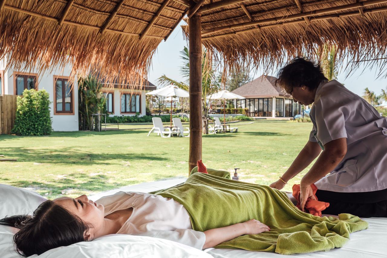 Triple Tree Beach Resort Csaam Kültér fotó